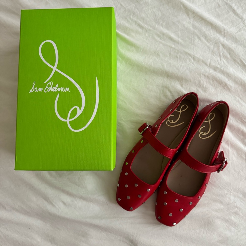 MICHAELA MARY JANE FLAT- STUDDED